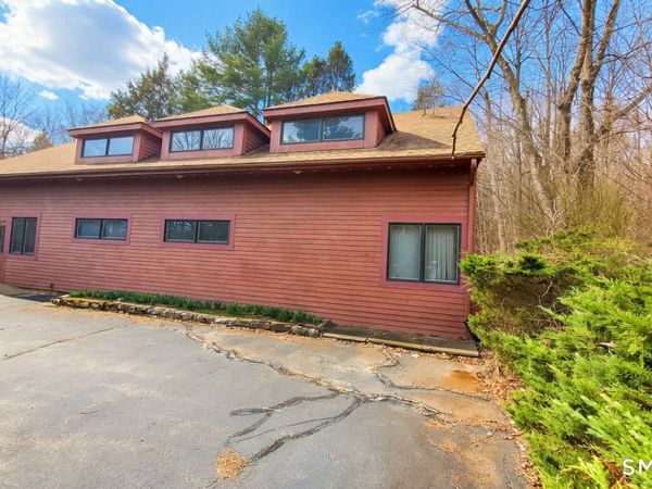 365 Storrs, Mansfield, CT 06250