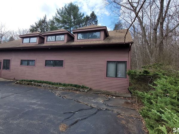 365 Storrs , Mansfield, CT 06250