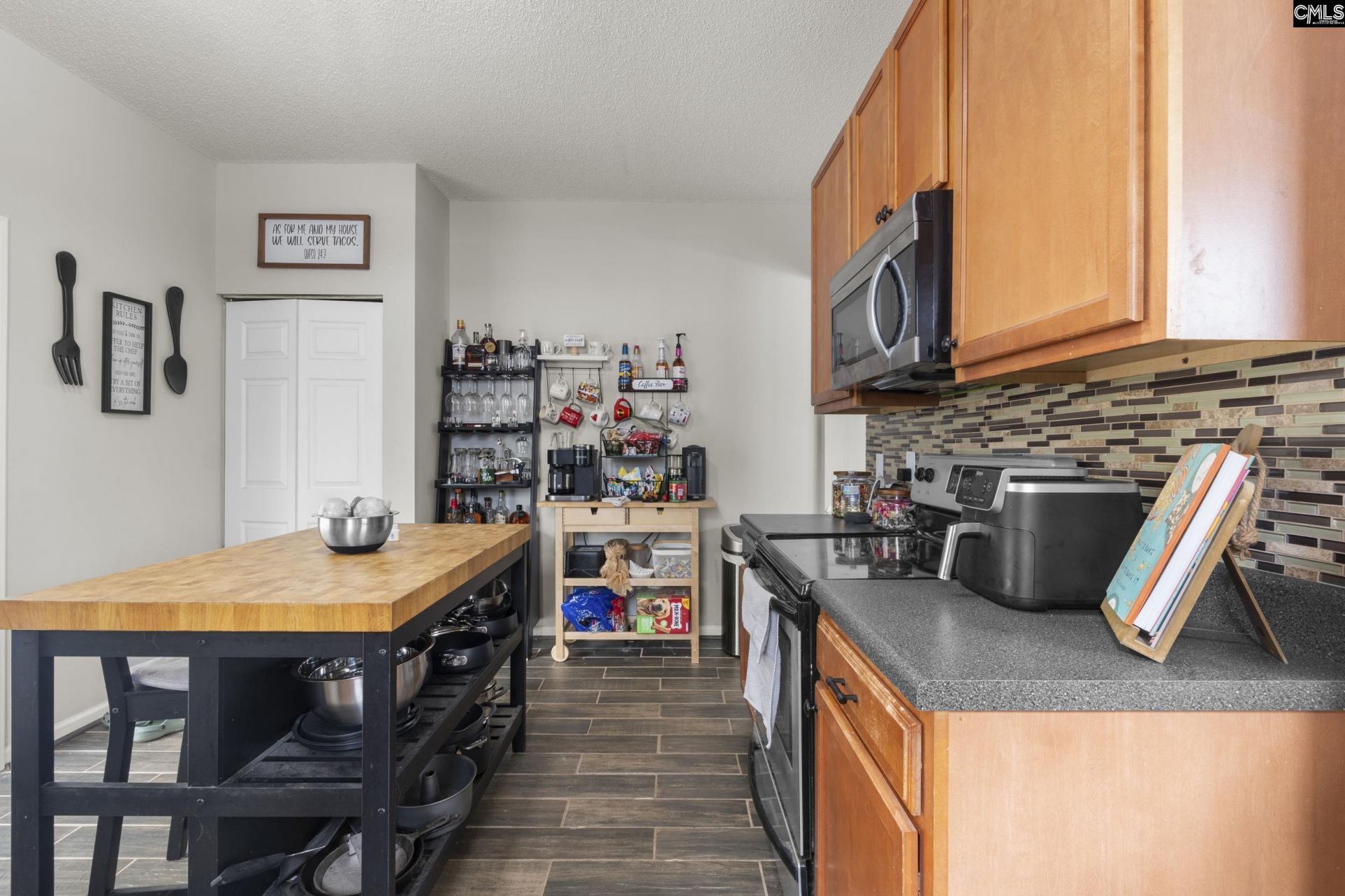 272 Bassett Loop  Photo 11