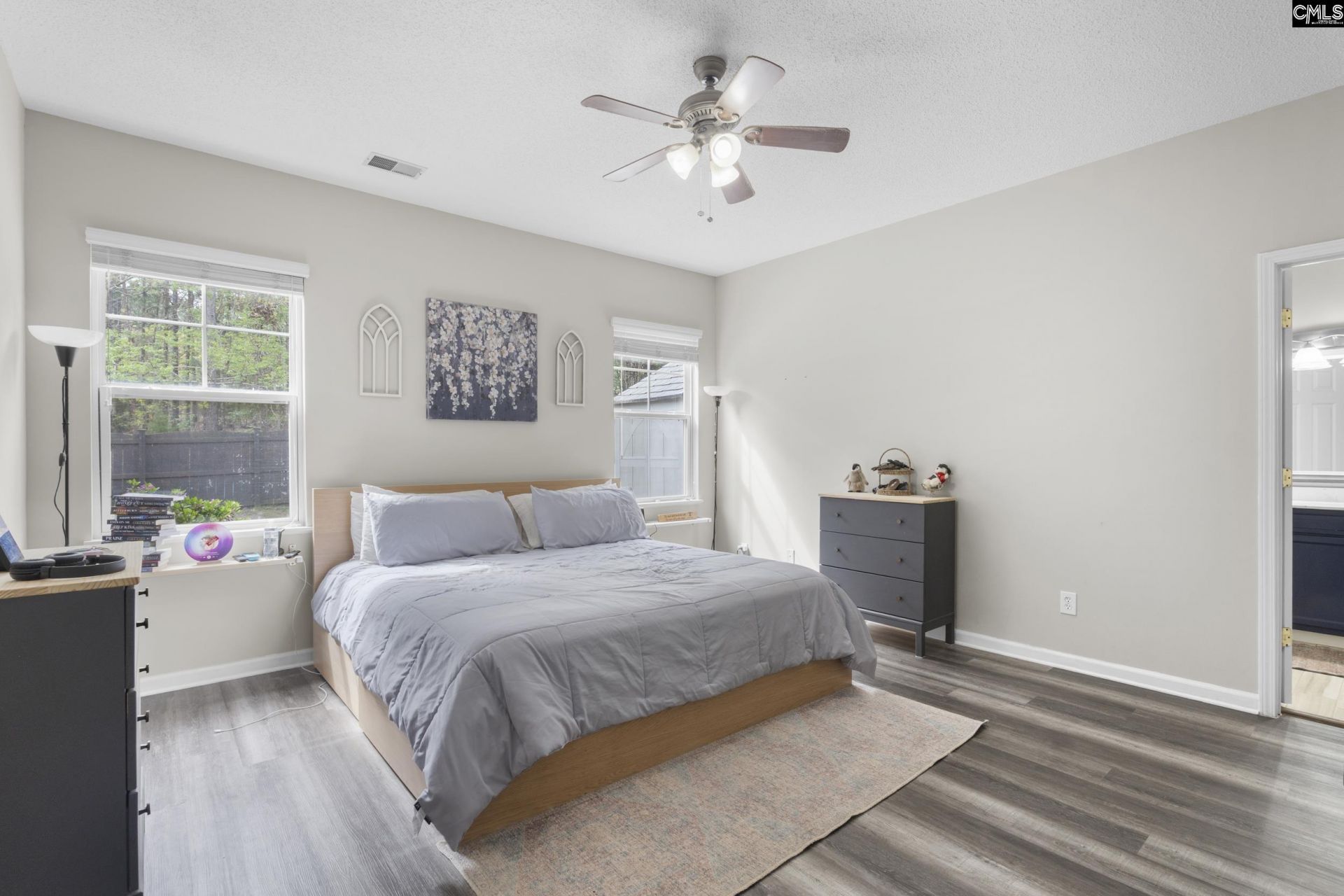 272 Bassett Loop  Photo 12