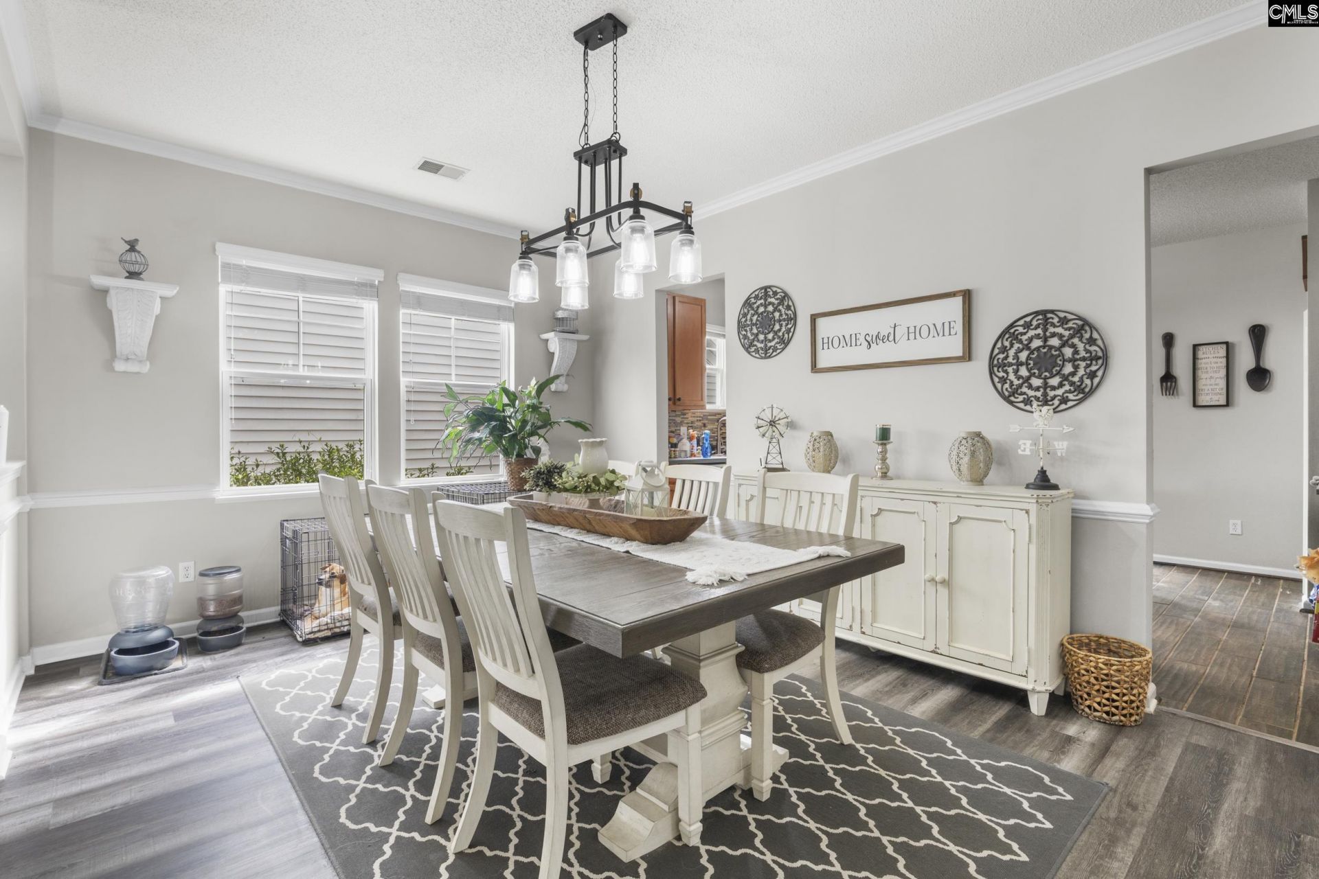 272 Bassett Loop  Photo 6