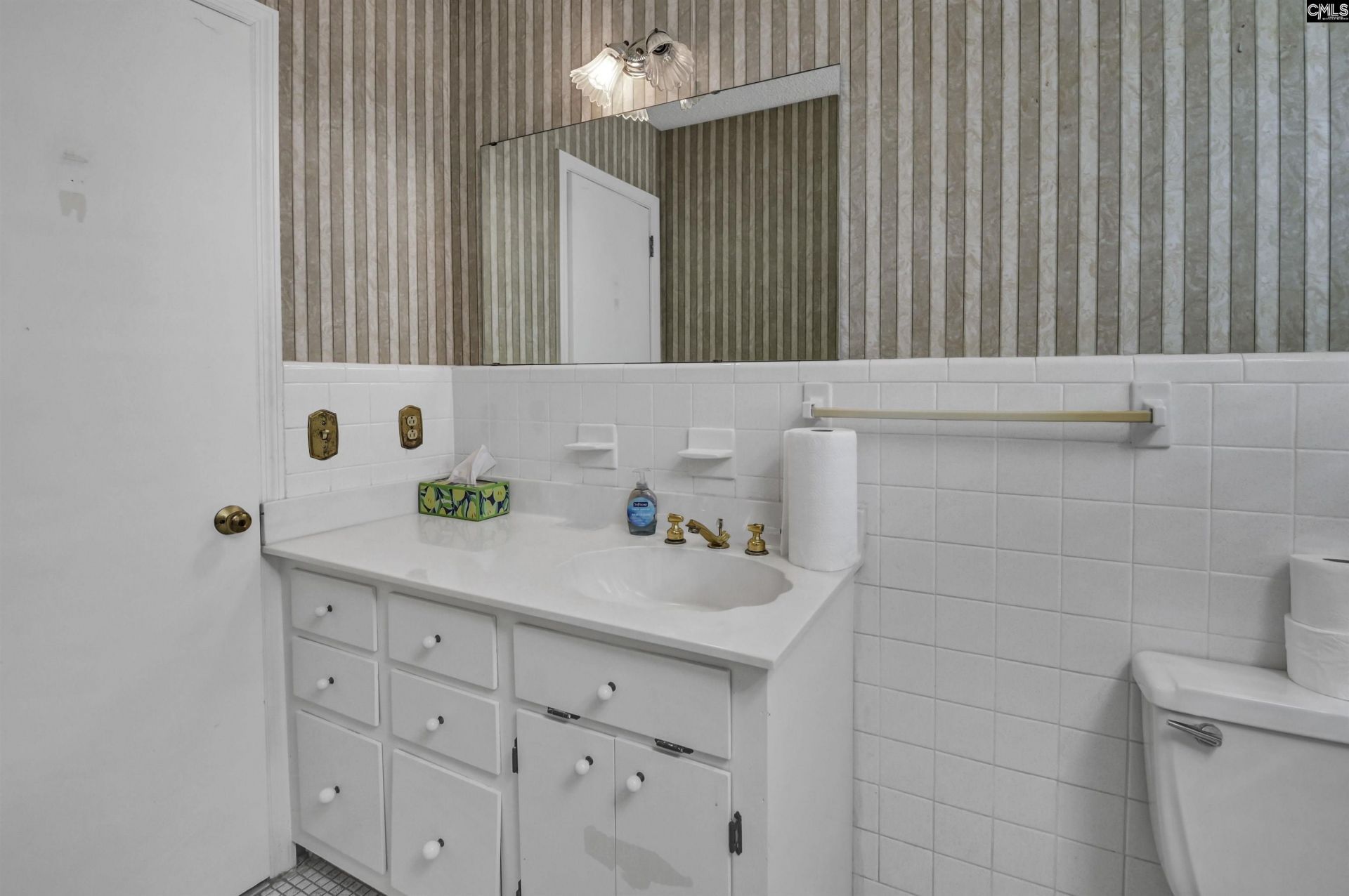 1604 Dalloz Road  Photo 26