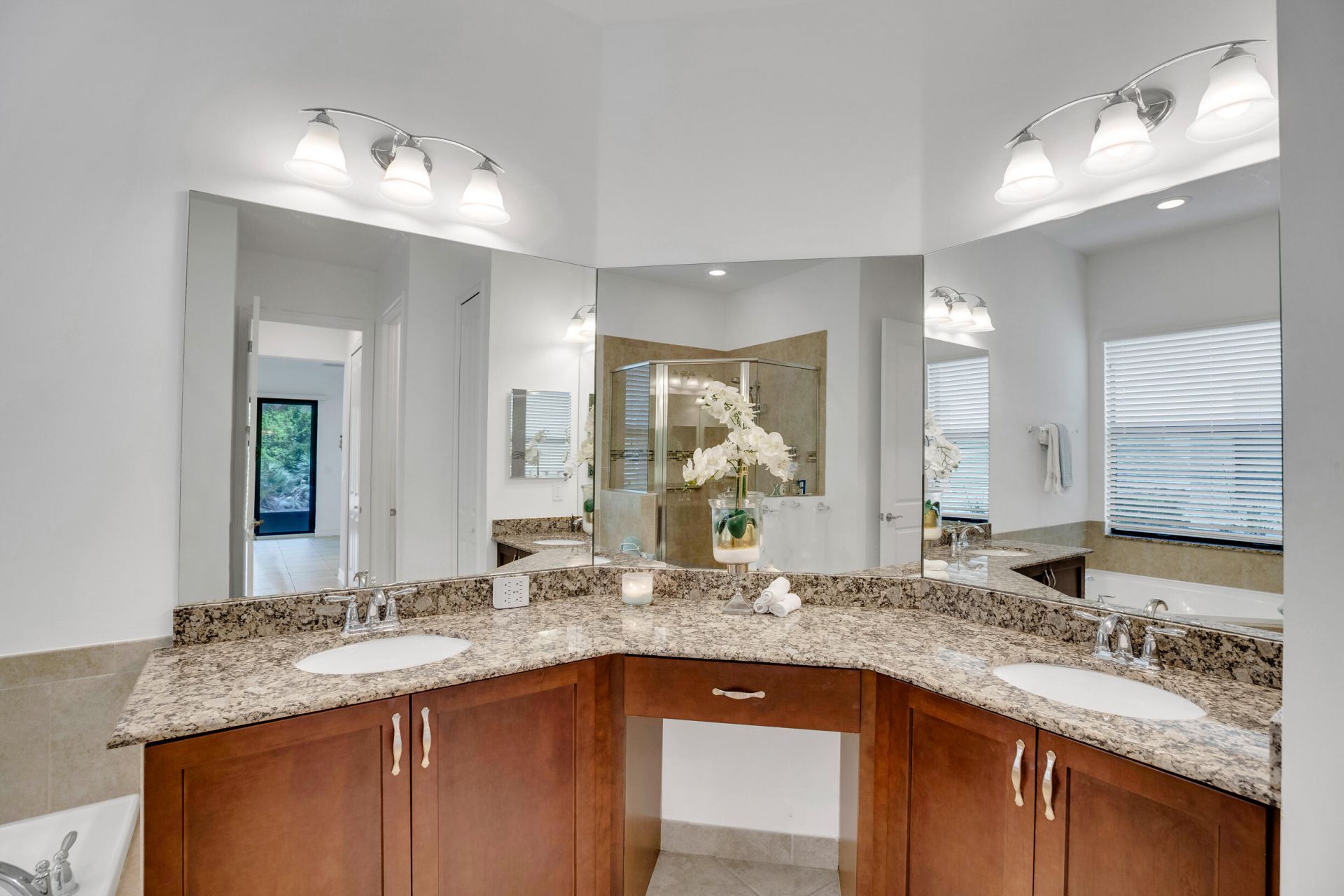 5585 40th Avenue, Vero Beach, FL 32967 Photo