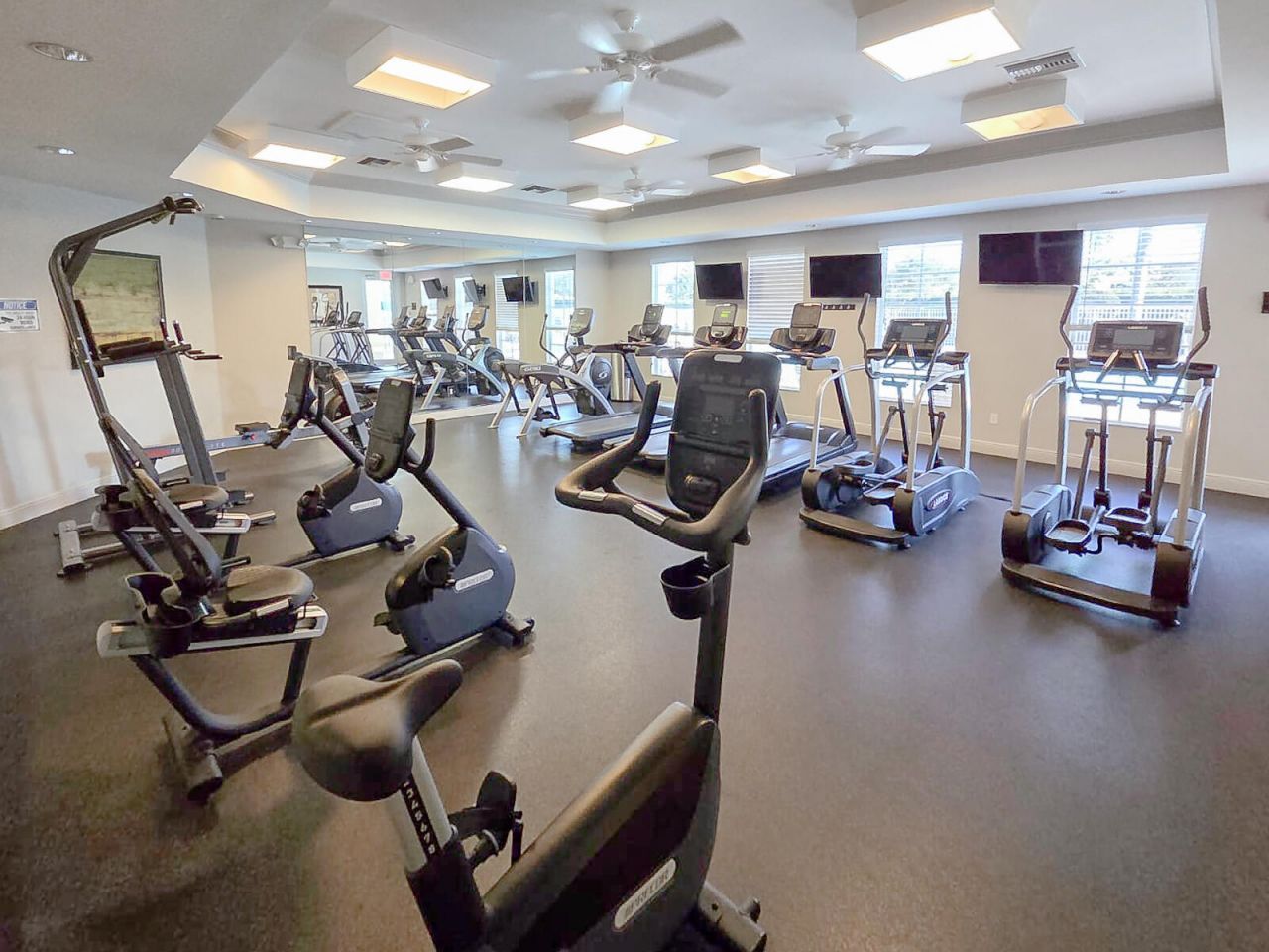 5585 40th Avenue, Vero Beach, FL 32967 Photo