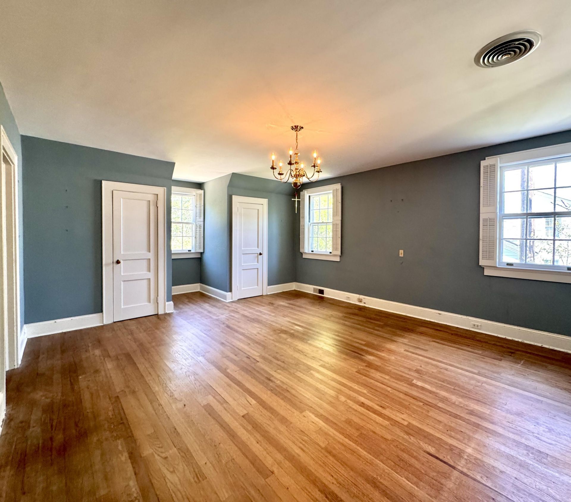 940 Ellis Avenue Photo 15