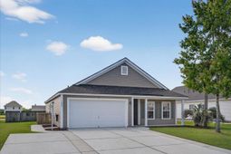 1096 Briar Rose Lane photo 4