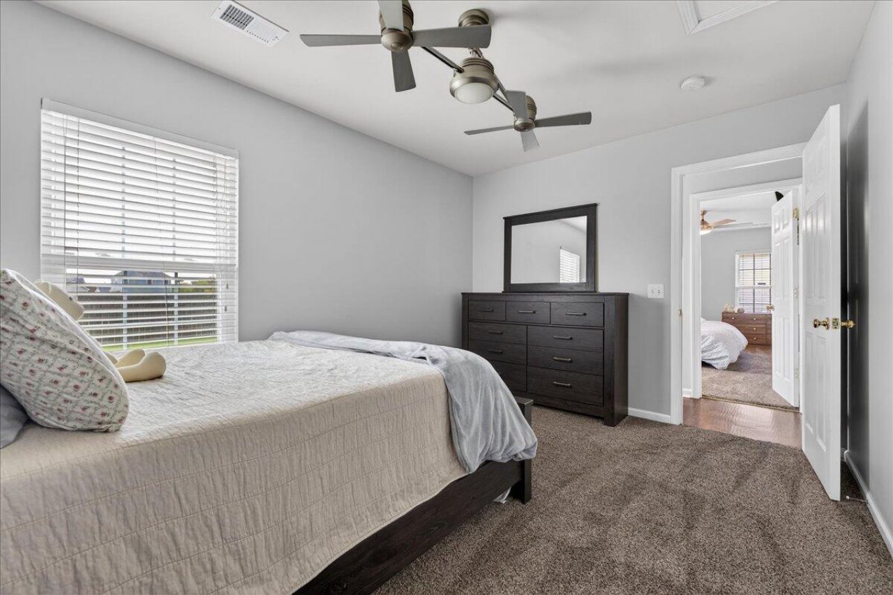 1096 Briar Rose Lane Photo 22