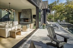 435 Fountain Grass Lane photo 4