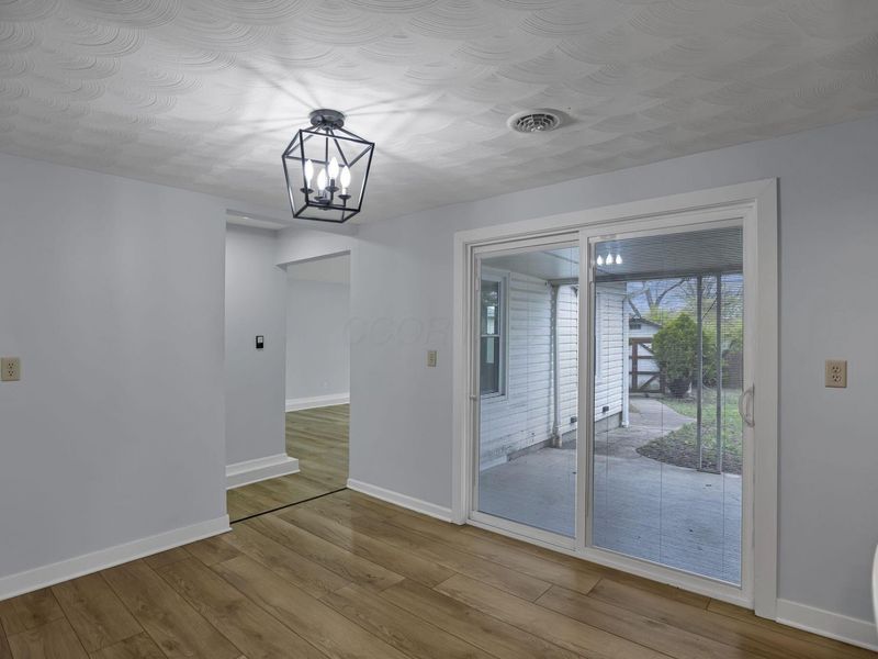 396 Lincolnshire Road, Columbus, OH 43230 Photo 14