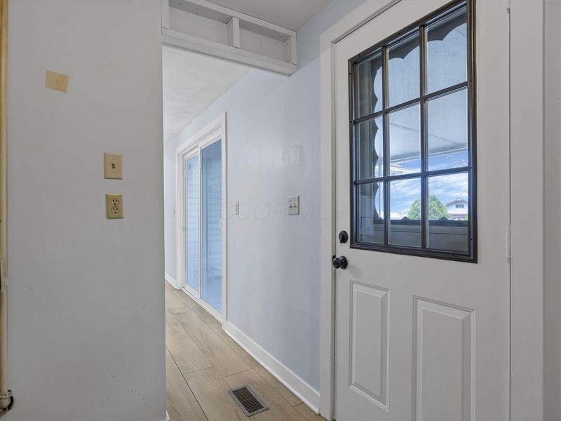 396 Lincolnshire Road, Columbus, OH 43230 Photo 19