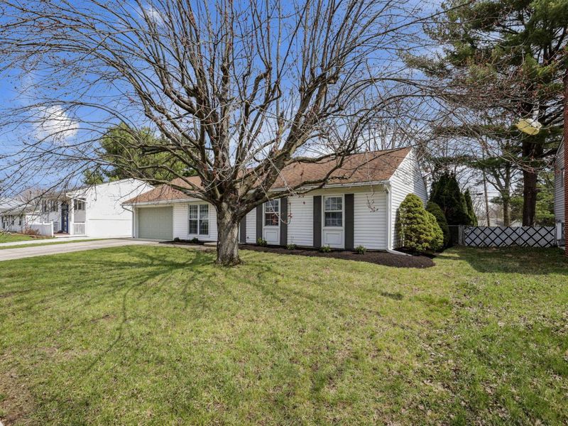 396 Lincolnshire Road, Columbus, OH 43230 Photo 4