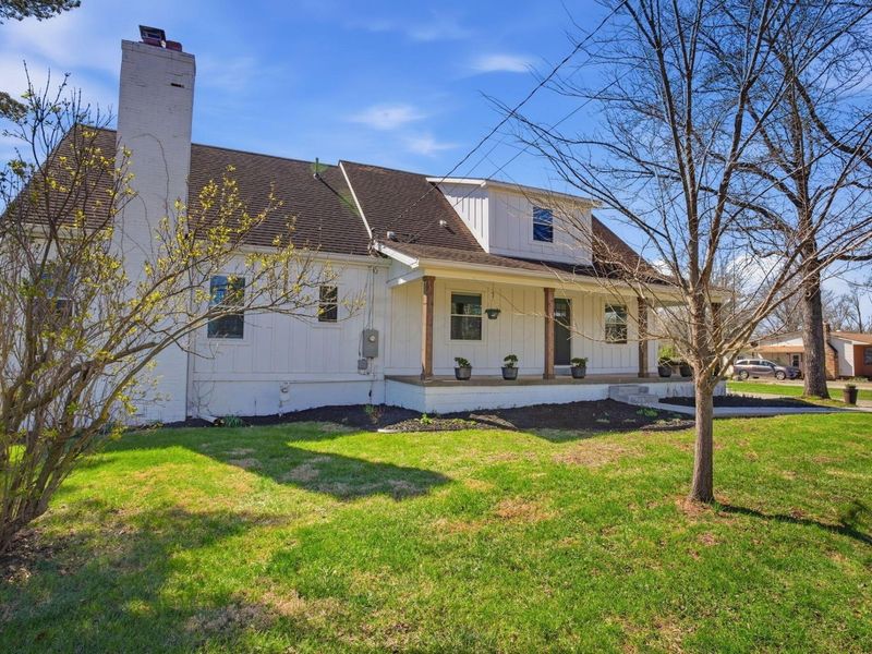 667 E College Avenue, Westerville, OH 43081 Photo 1