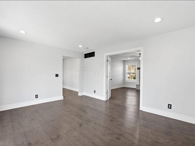 667 E College Avenue, Westerville, OH 43081 Photo 22