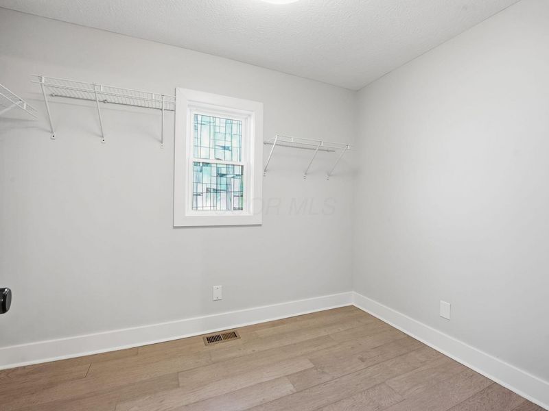 667 E College Avenue, Westerville, OH 43081 Photo 28