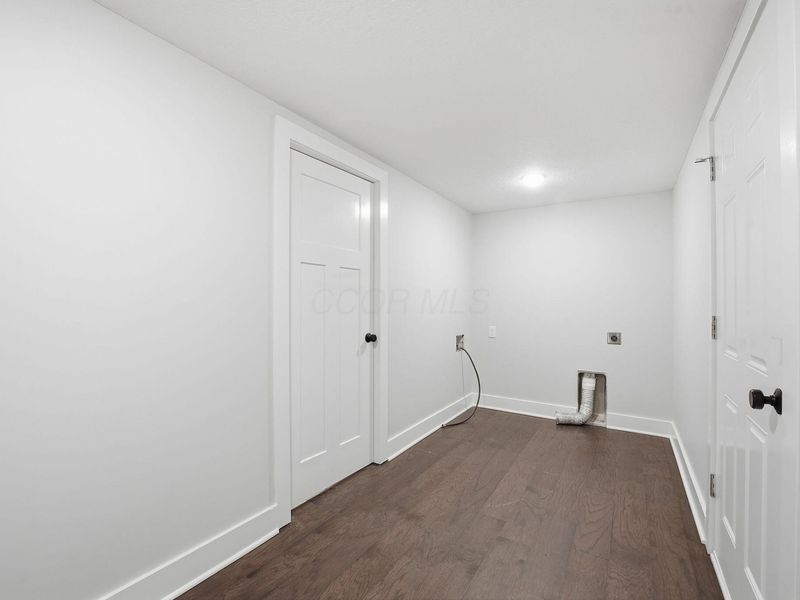 667 E College Avenue, Westerville, OH 43081 Photo 32