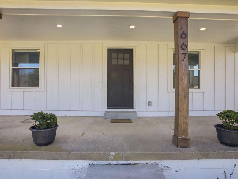 667 E College Avenue, Westerville, OH 43081 Photo 5
