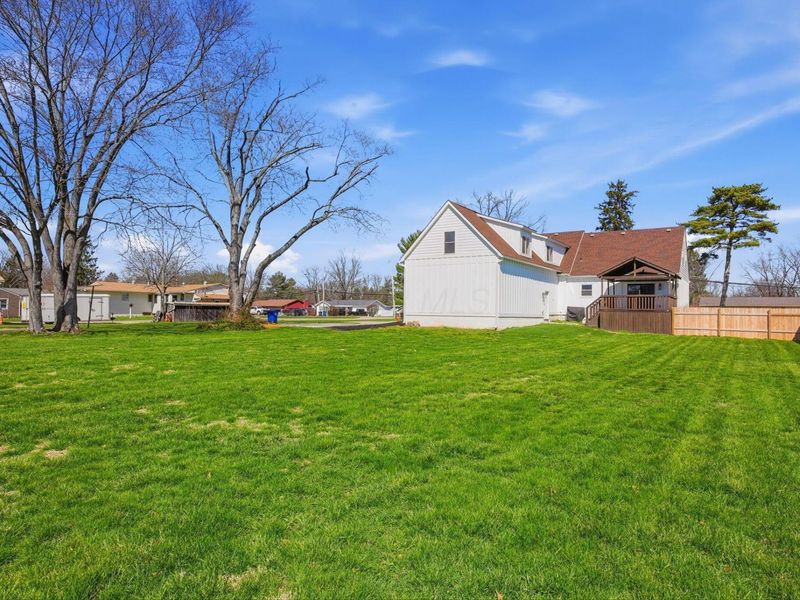 667 E College Avenue, Westerville, OH 43081 Photo 51