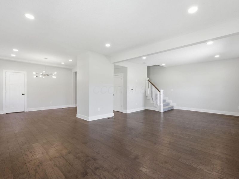 667 E College Avenue, Westerville, OH 43081 Photo 7