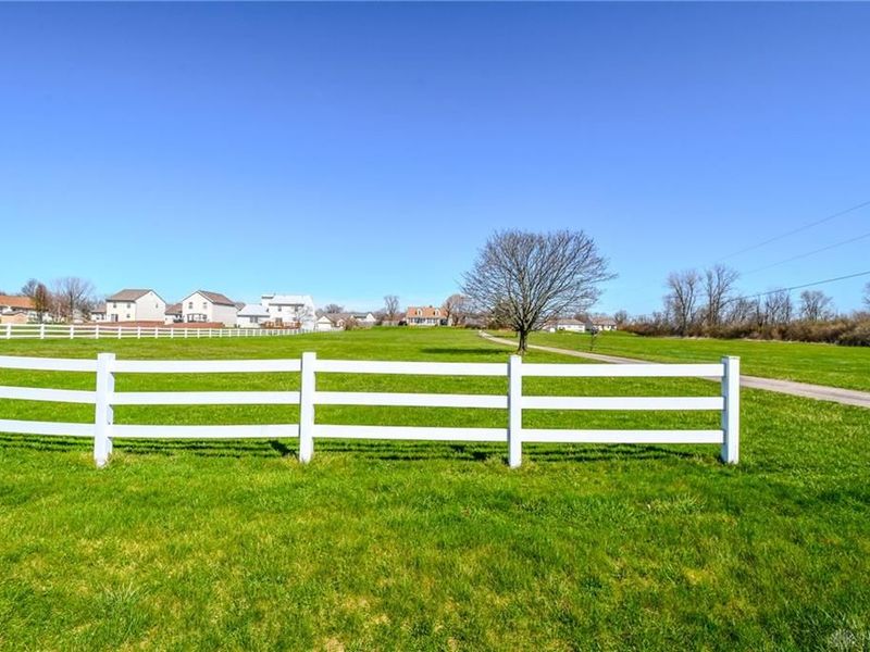 6549 Westbrook Road, Englewood, OH 45415 Photo 3