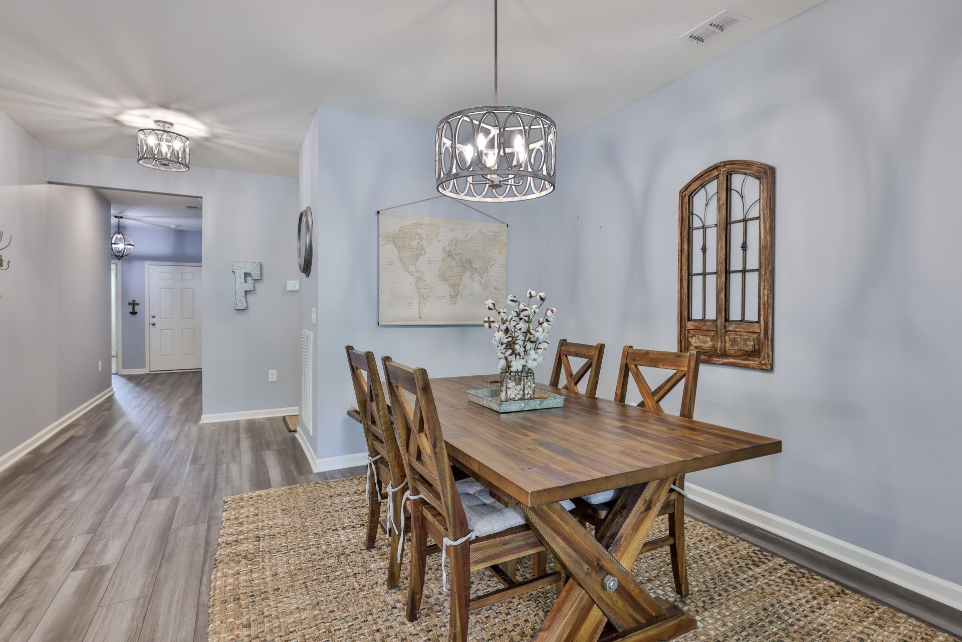 202 Linares St. Photo 14