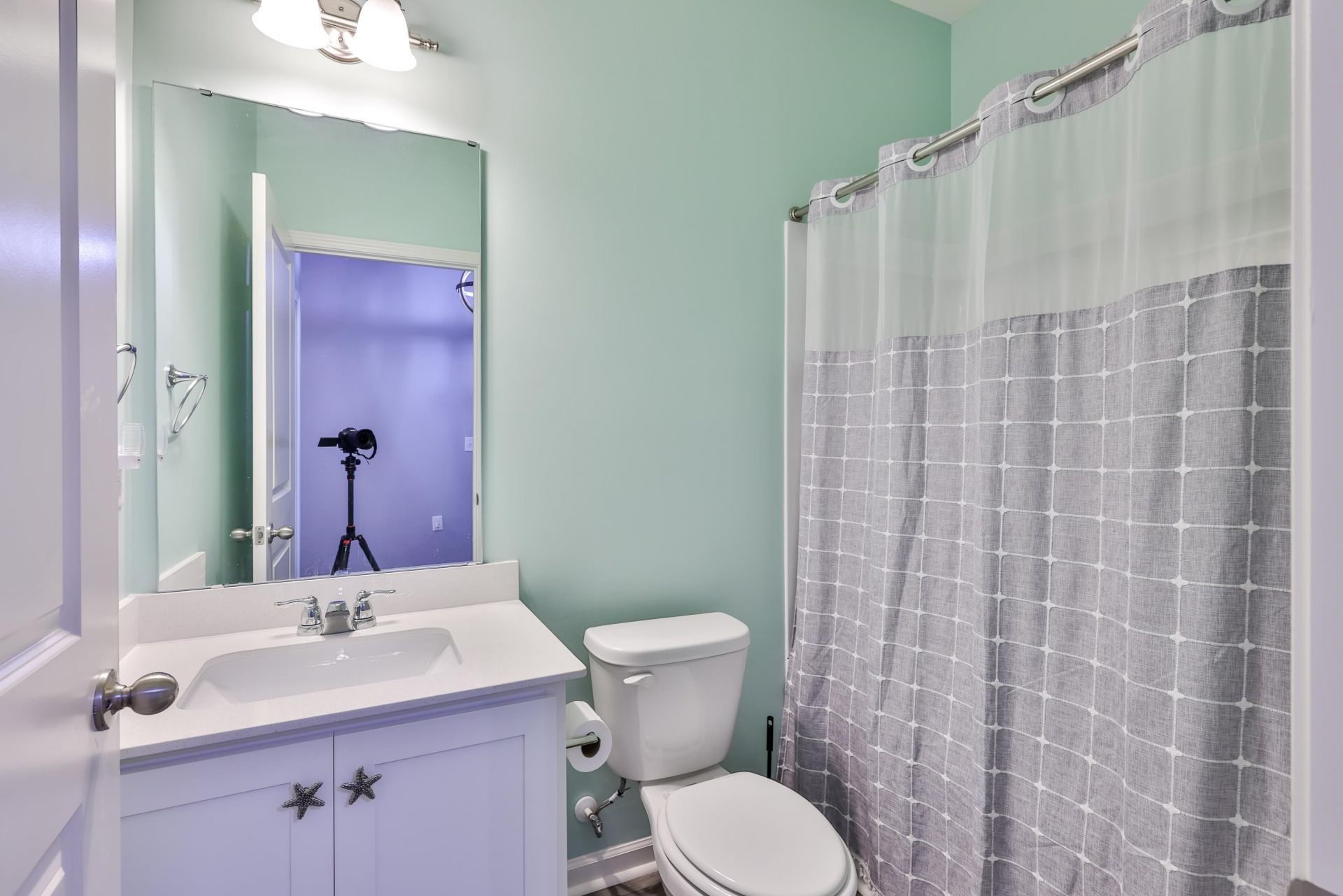 202 Linares St. Photo 15