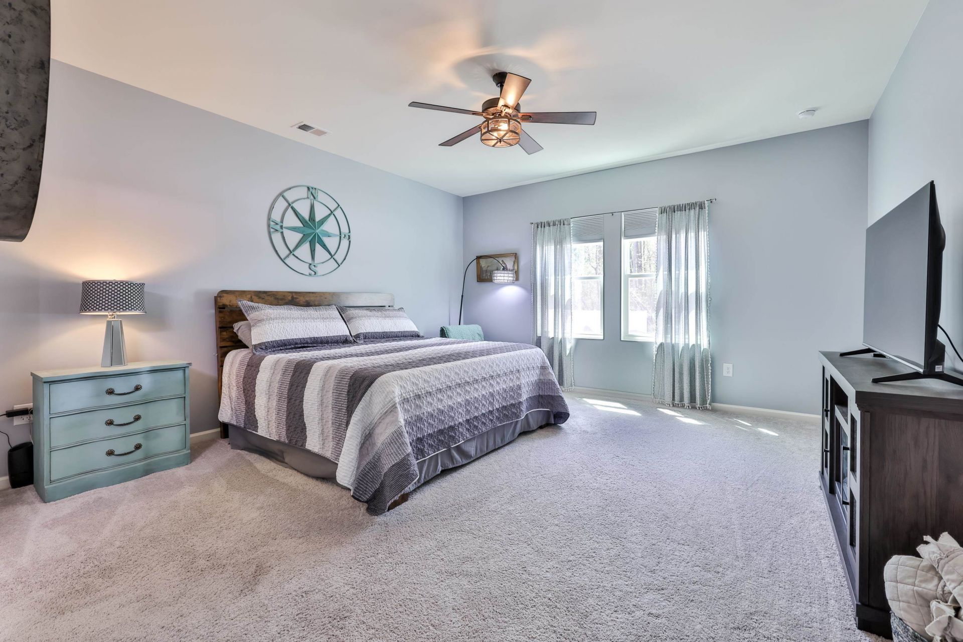 202 Linares St.  Photo 8