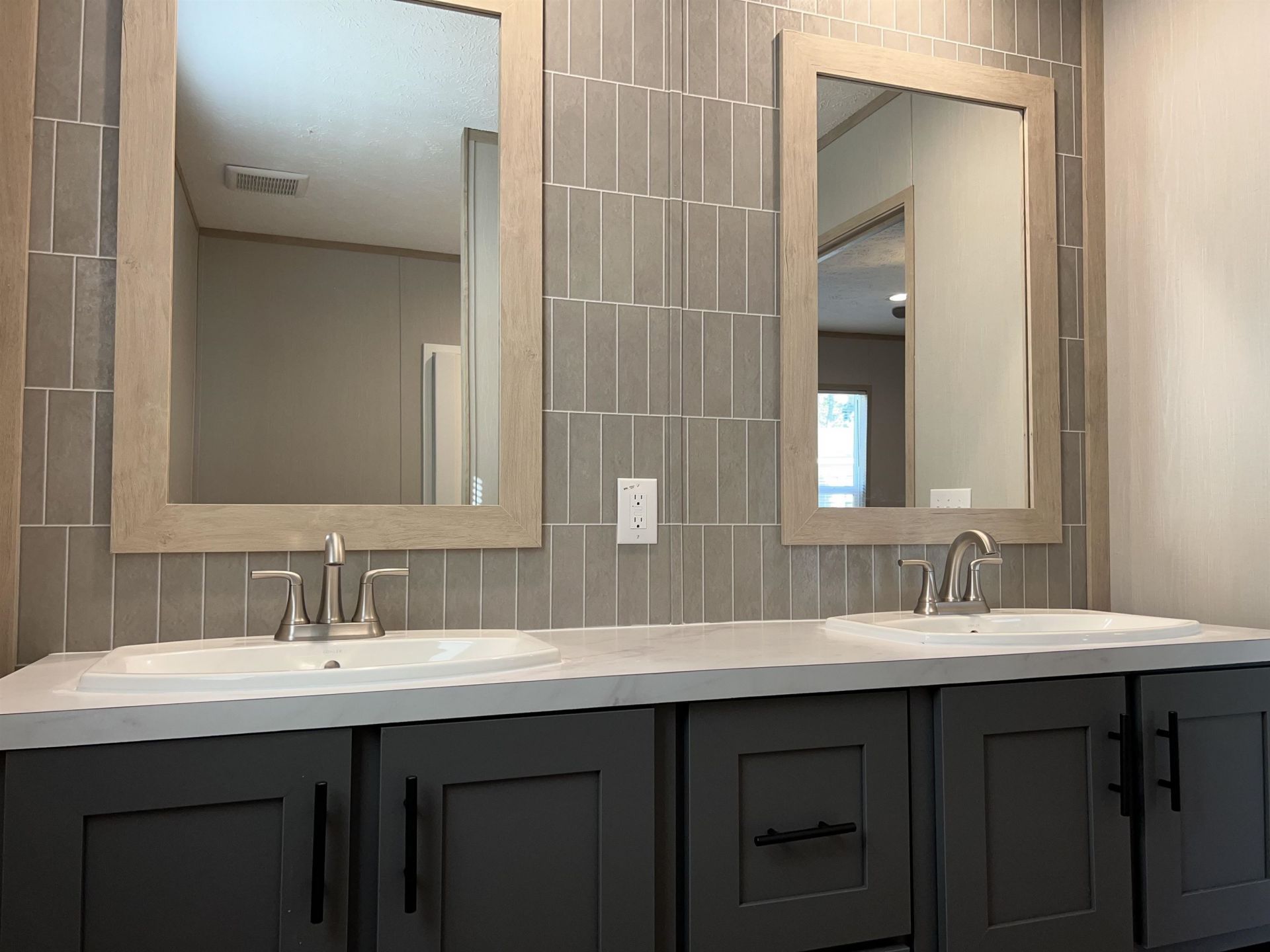 2705 Capricorn Dr.  Photo 17