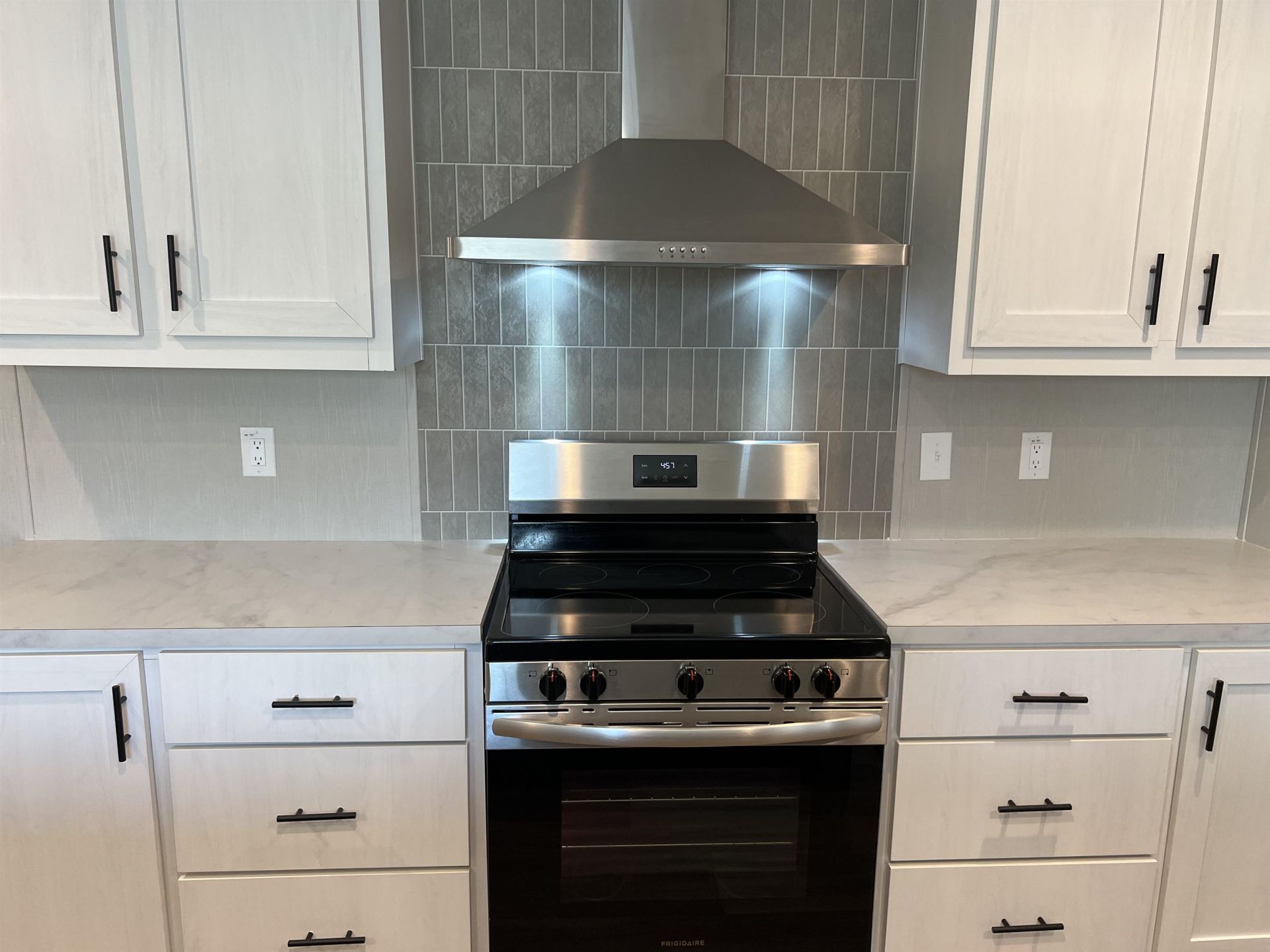 2705 Capricorn Dr.  Photo 7