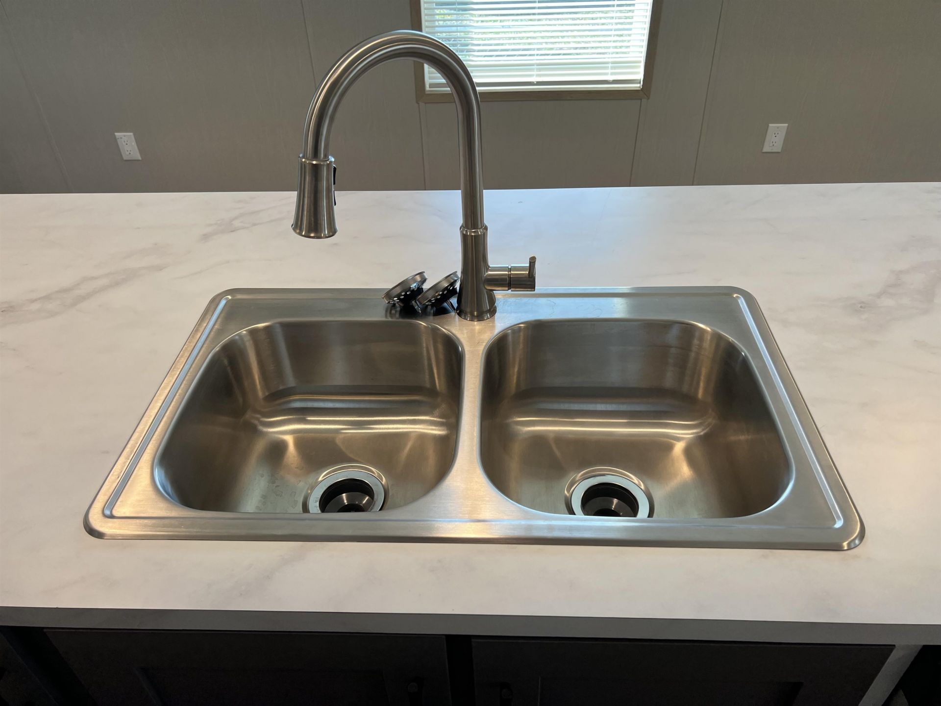 2705 Capricorn Dr.  Photo 8