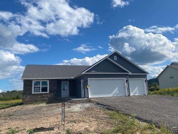 220 Marineview Drive, Unit 220, Chittenango, NY 13037