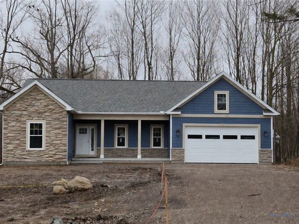 7078 Ontario Center Road, Ontario, NY 14519