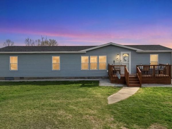 3395 W Crystal Lake Road, Warsaw, IN 46580