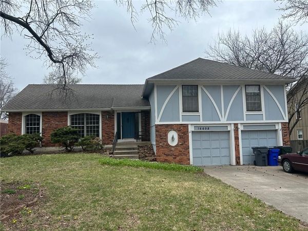16608 W 145th Terrace, Olathe, KS 66062