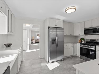 4241 Yosemite Avenue S, Saint Louis Park, MN 55416