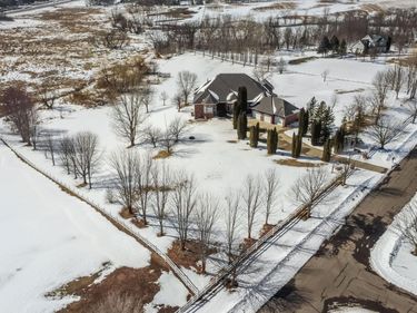 5241 Yvette Street, Loretto, MN 55357