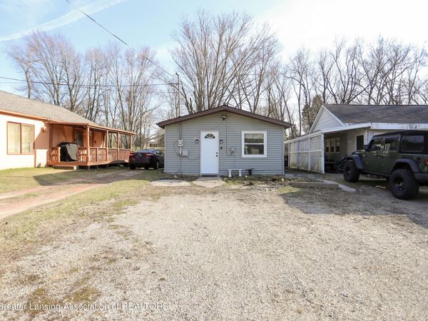 414 Raymerville Court, Eaton Rapids, MI 48827