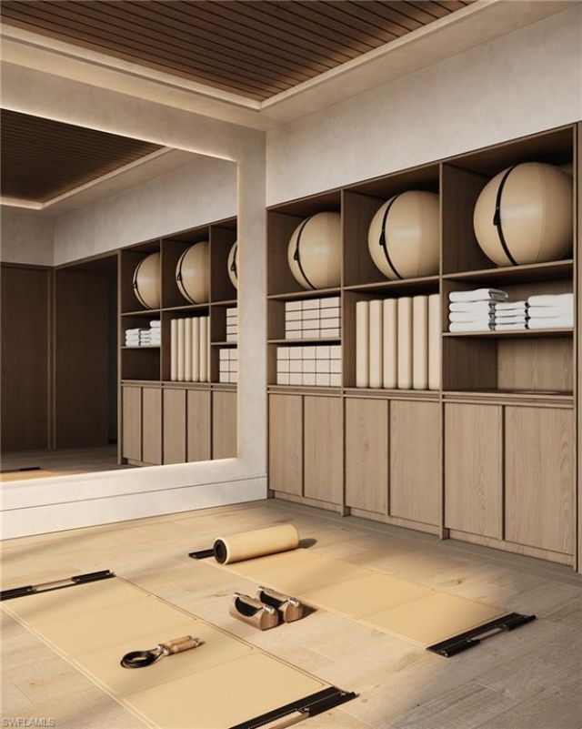 936 5th Ave S, Unit 302, Naples, FL 34102 Photo