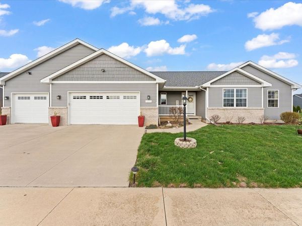 3503 S Deer Ridge Drive , Urbana, IL 61802