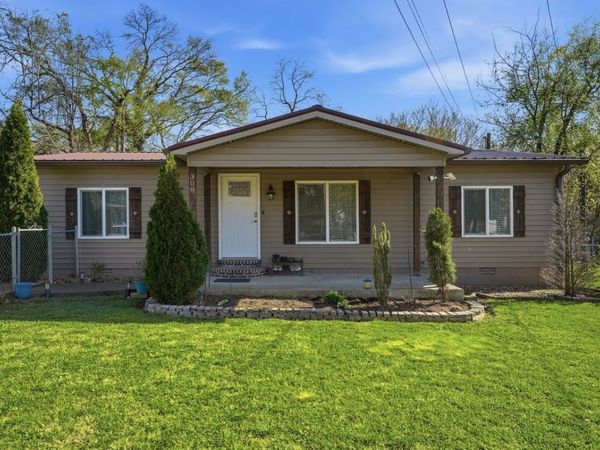 308 Carney St, Shelbyville, TN 37160