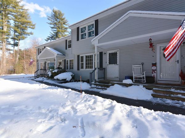 3 Holly Lane, Londonderry, NH 03053
