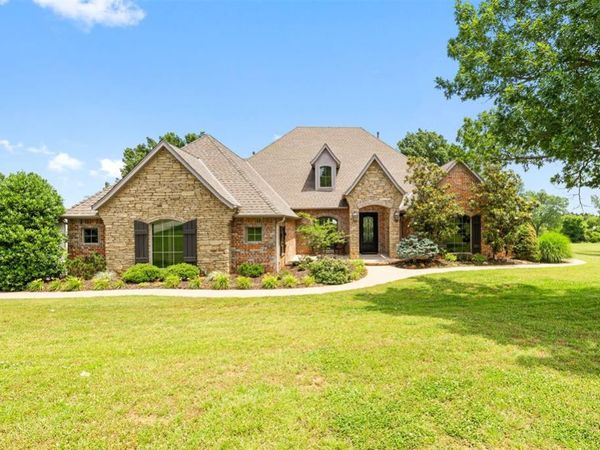 11900 Scenic Meadow Road, Oklahoma City, OK 73173