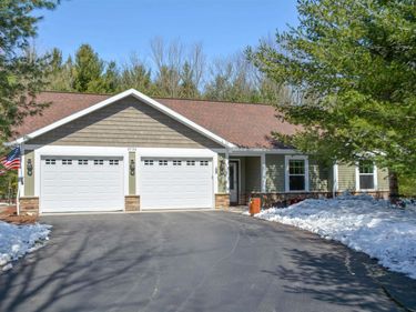 9736 Westwood Drive, Unit 3, Traverse City, MI 49685