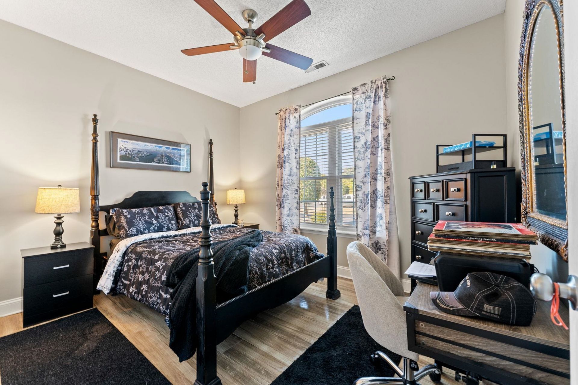 4613 Lightkeepers Way Photo 10