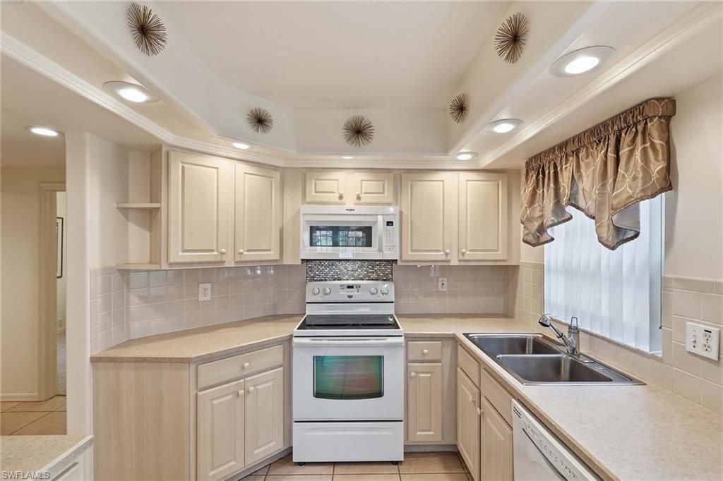 13040 Amberley Ct, Unit 501, Bonita Springs, FL 34135 Photo