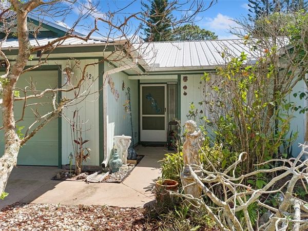 121 Hinchman Avenue, Sebastian, FL 32958