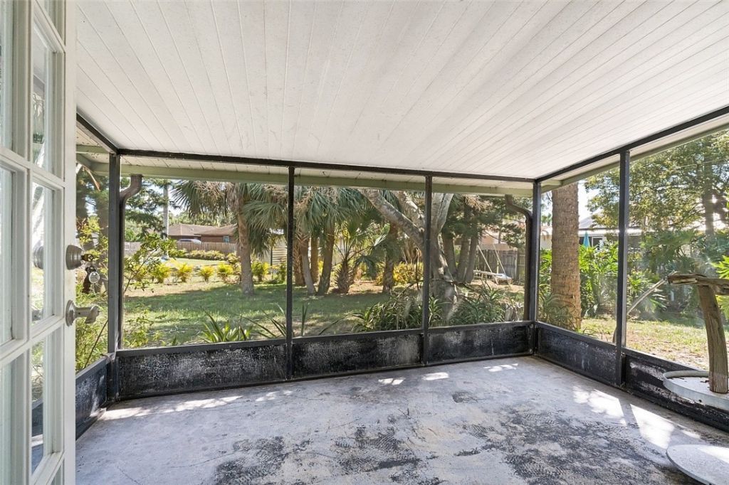 121 Hinchman Avenue, Sebastian, FL 32958 Photo