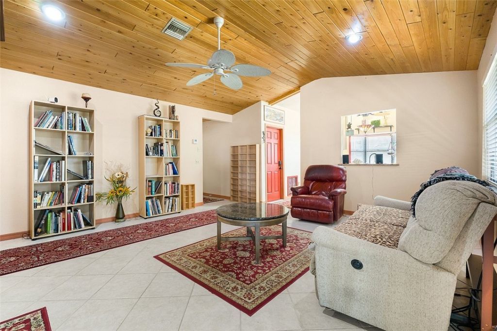 121 Hinchman Avenue, Sebastian, FL 32958 Photo
