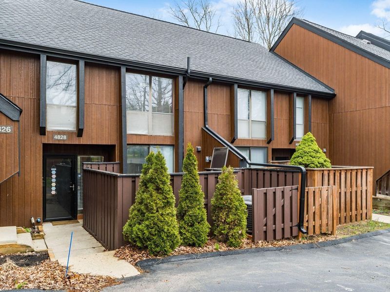 4828 Crazy Horse Lane, Unit 2, Westerville, OH 43081 Photo 1