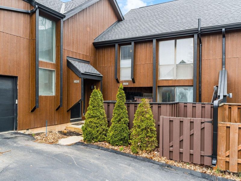 4828 Crazy Horse Lane, Unit 2, Westerville, OH 43081 Photo 3