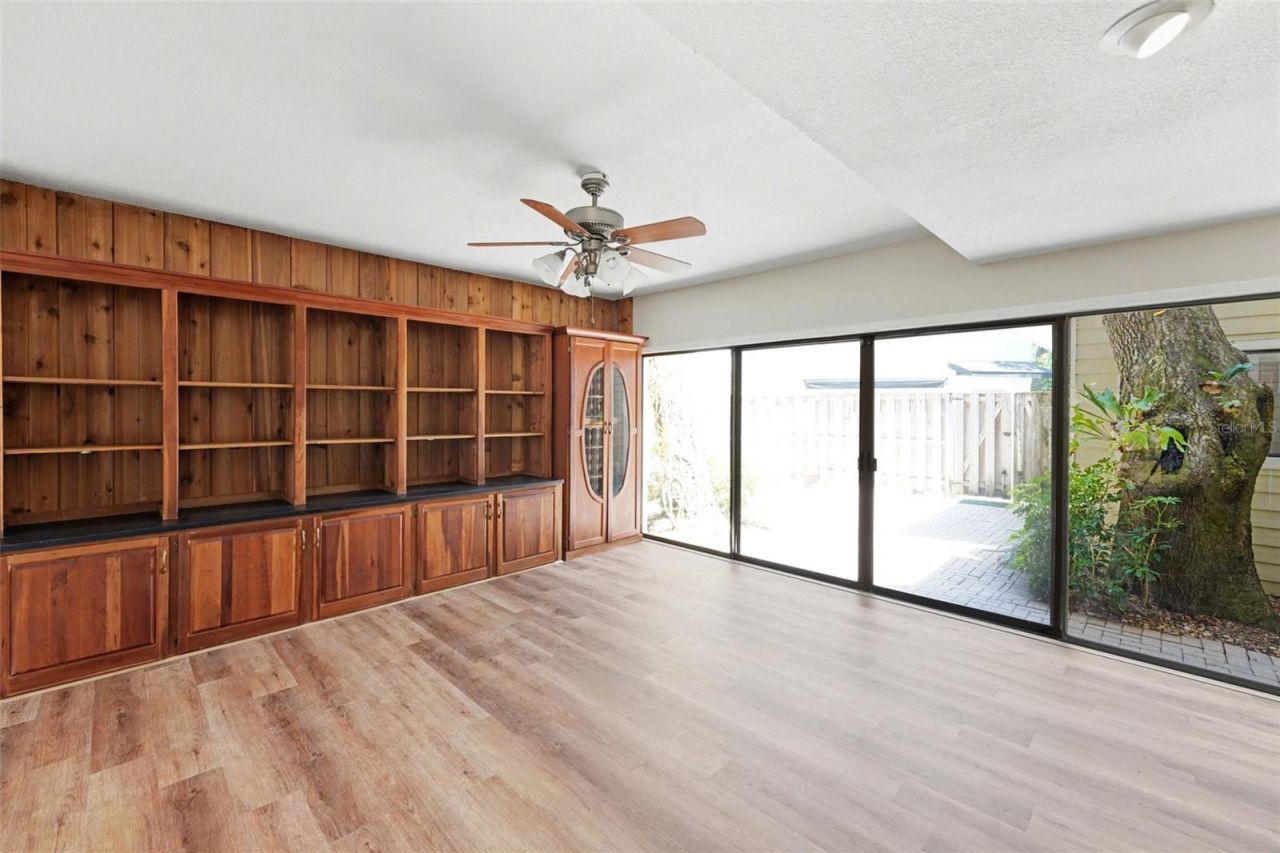 1029 43rd Avenue N, Unit 1, Saint Petersburg, FL 33703 Photo